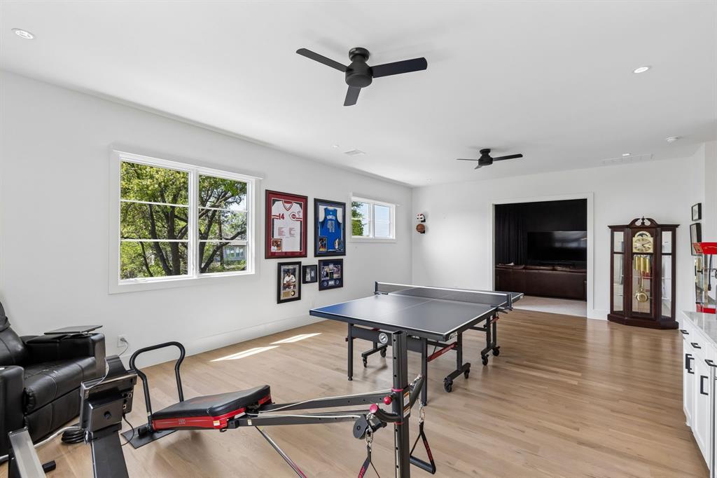 8427 Midway Road Dallas, TX 75209 - Photo 23 of 40