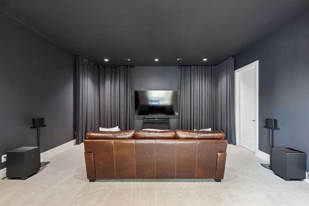 8427 Midway Road Dallas, TX 75209 - Photo 24 of 40