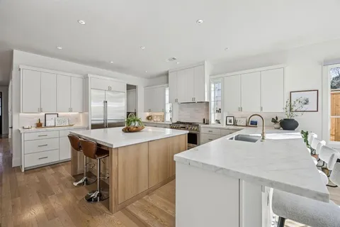 $2,550,000 | 8427 Midway Road, Dallas, TX 75209