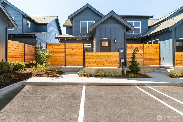 a house view with a outdoor space