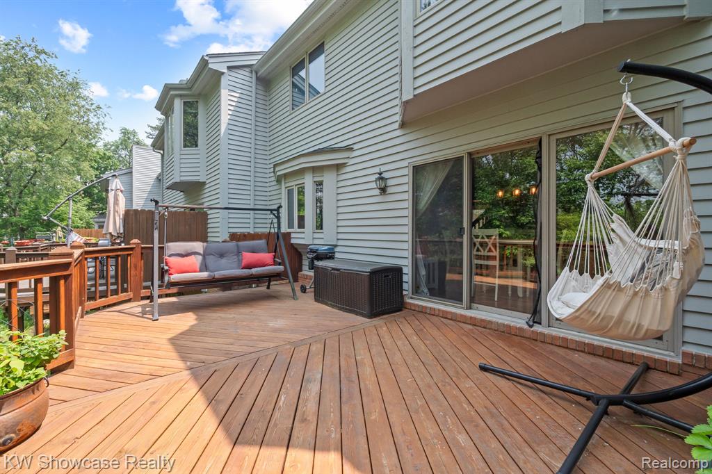 6632 Ridgeview Drive Clarkston, MI 48346 - Photo 7 of 38