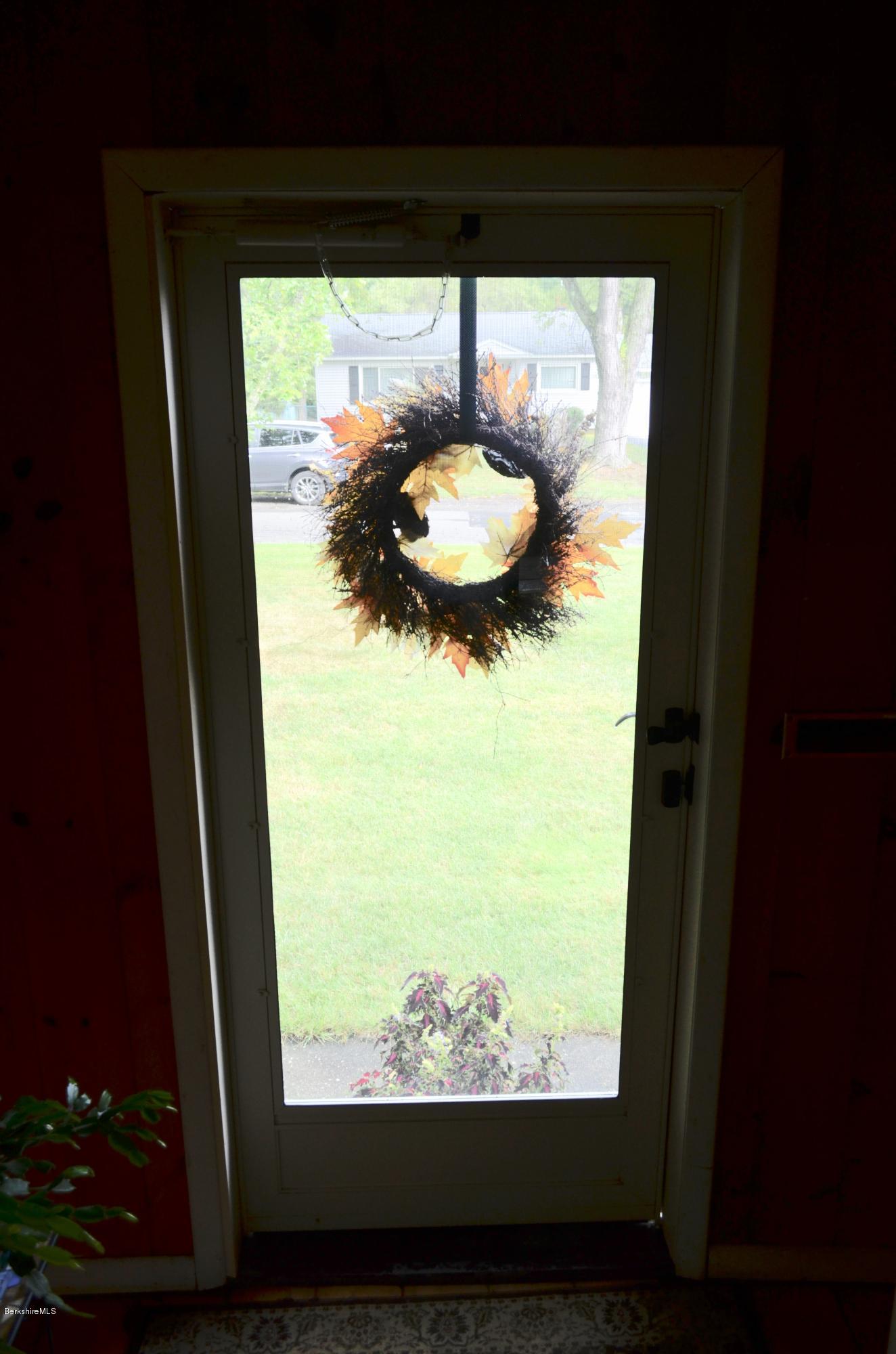 29 Howe Road Pittsfield, MA 01201 - Photo 28 of 50 Front Door