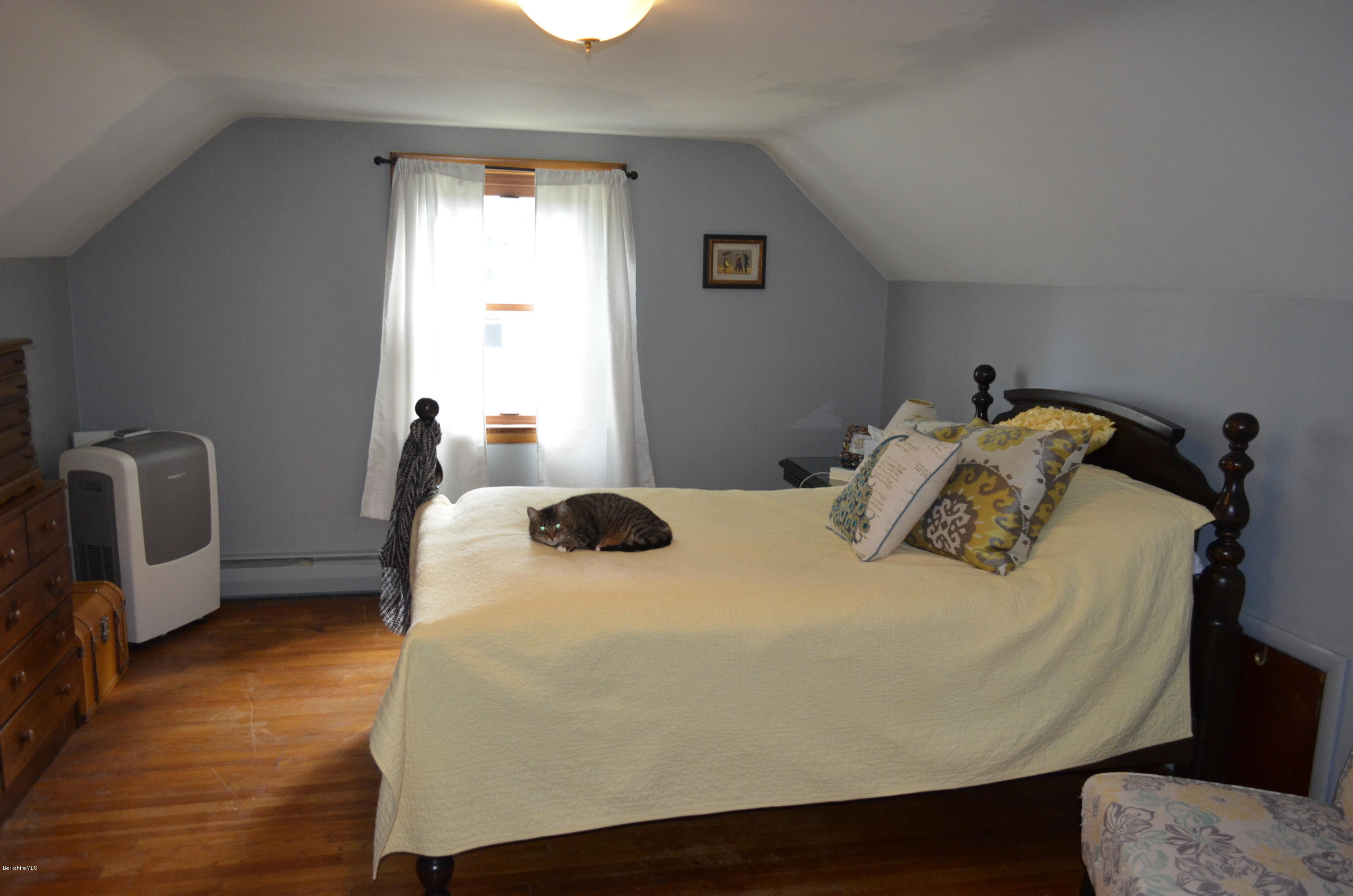 29 Howe Road Pittsfield, MA 01201 - Photo 32 of 50 Bedroom #2 (upstairs)