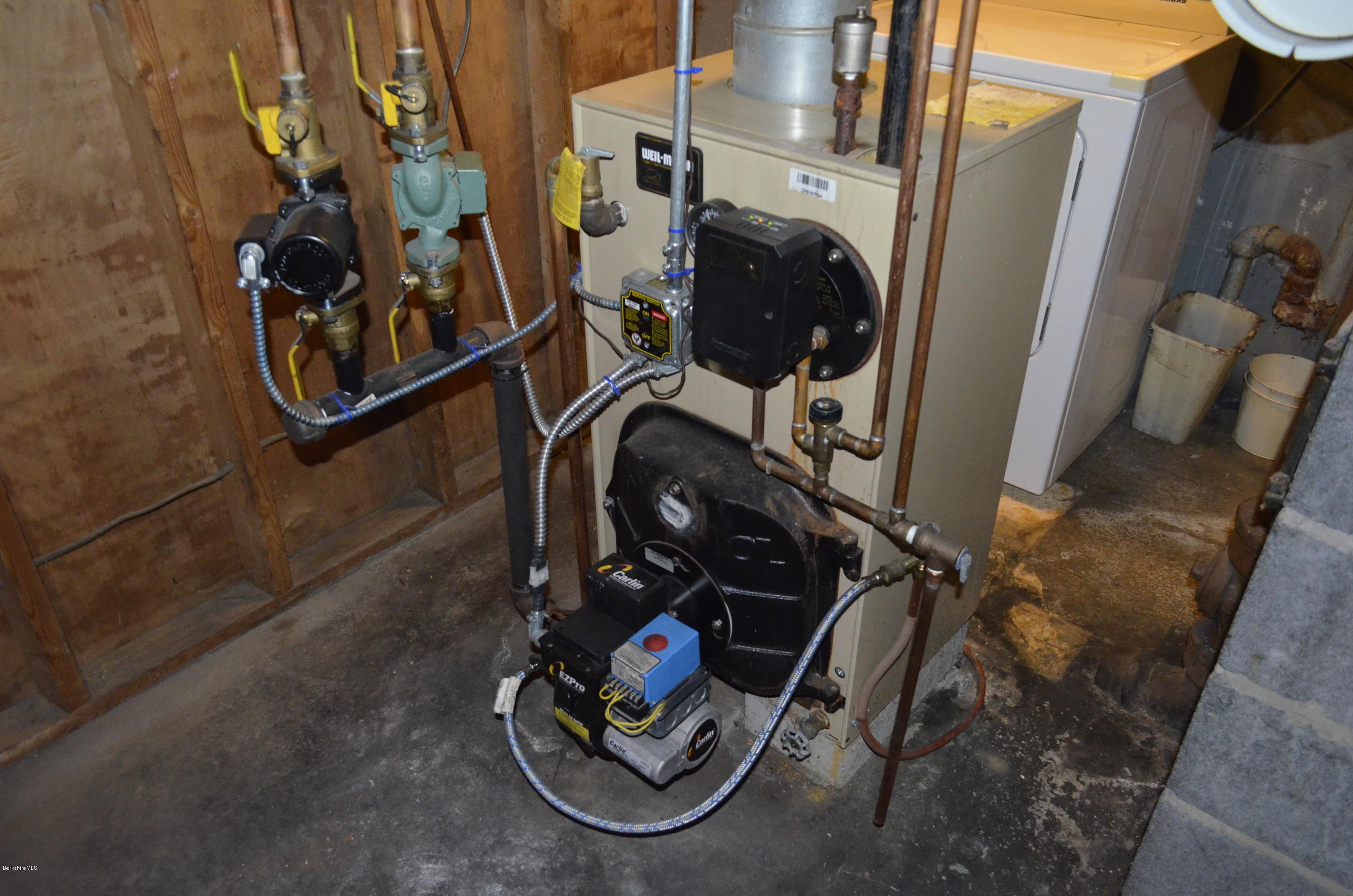 29 Howe Road Pittsfield, MA 01201 - Photo 41 of 50 Furnace