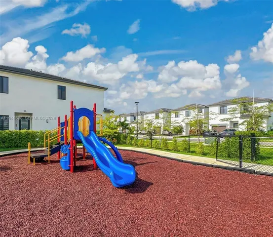 $3,800 | 15808 Southwest 136 Way, Miami, FL 33196