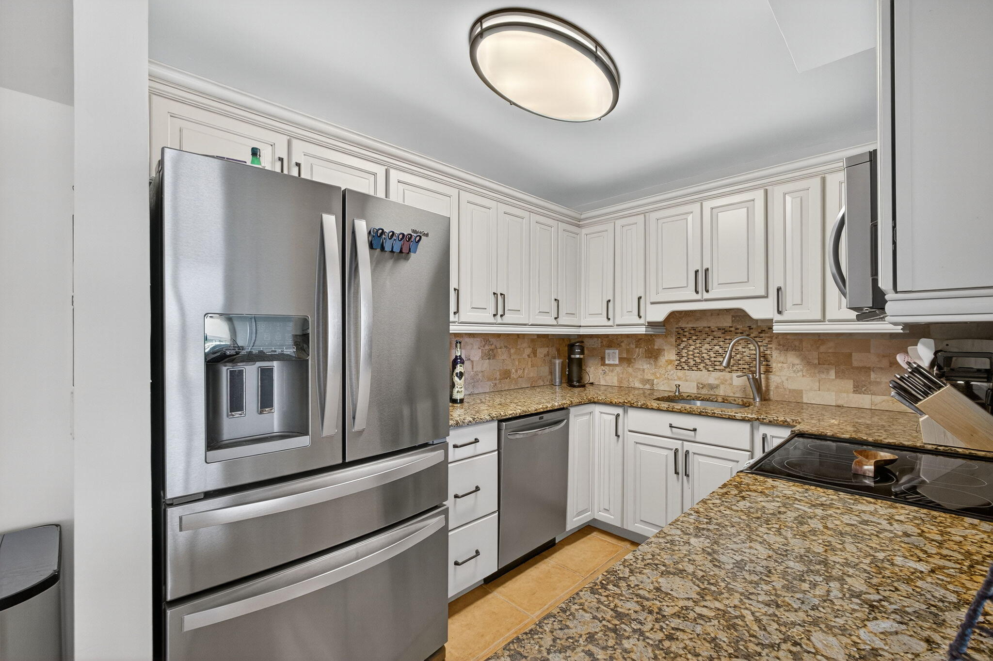 336 Golfview Road, Unit 905 North Palm Beach, FL 33408 - Photo 12 of 51 Kitchen