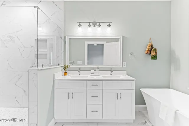 $1,145,000 | 822 South Topsail Drive, Unit B, Surf City, NC 28445