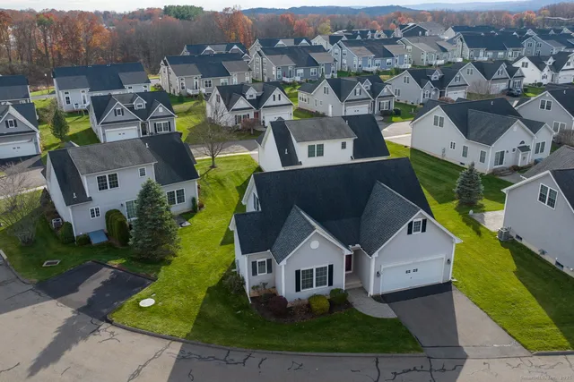 $509,900 | 74 Brookview Place, Unit 74, Southington, CT 06479