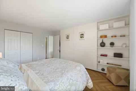 $229,500 | 4343 Cherry Hill Road, Unit 306, Arlington, VA 22207