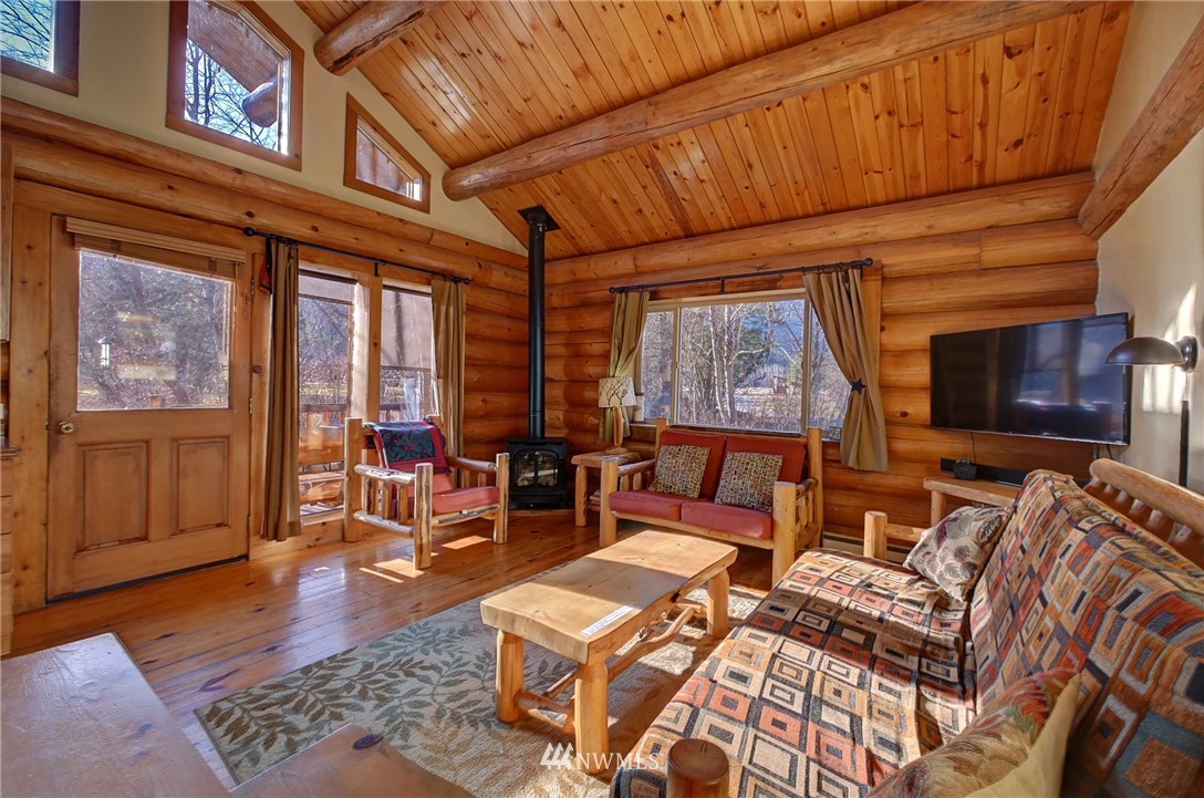 30 Wolf Ridge Lane Winthrop, WA 98862 - Photo 10 of 38 Gallery Image 10