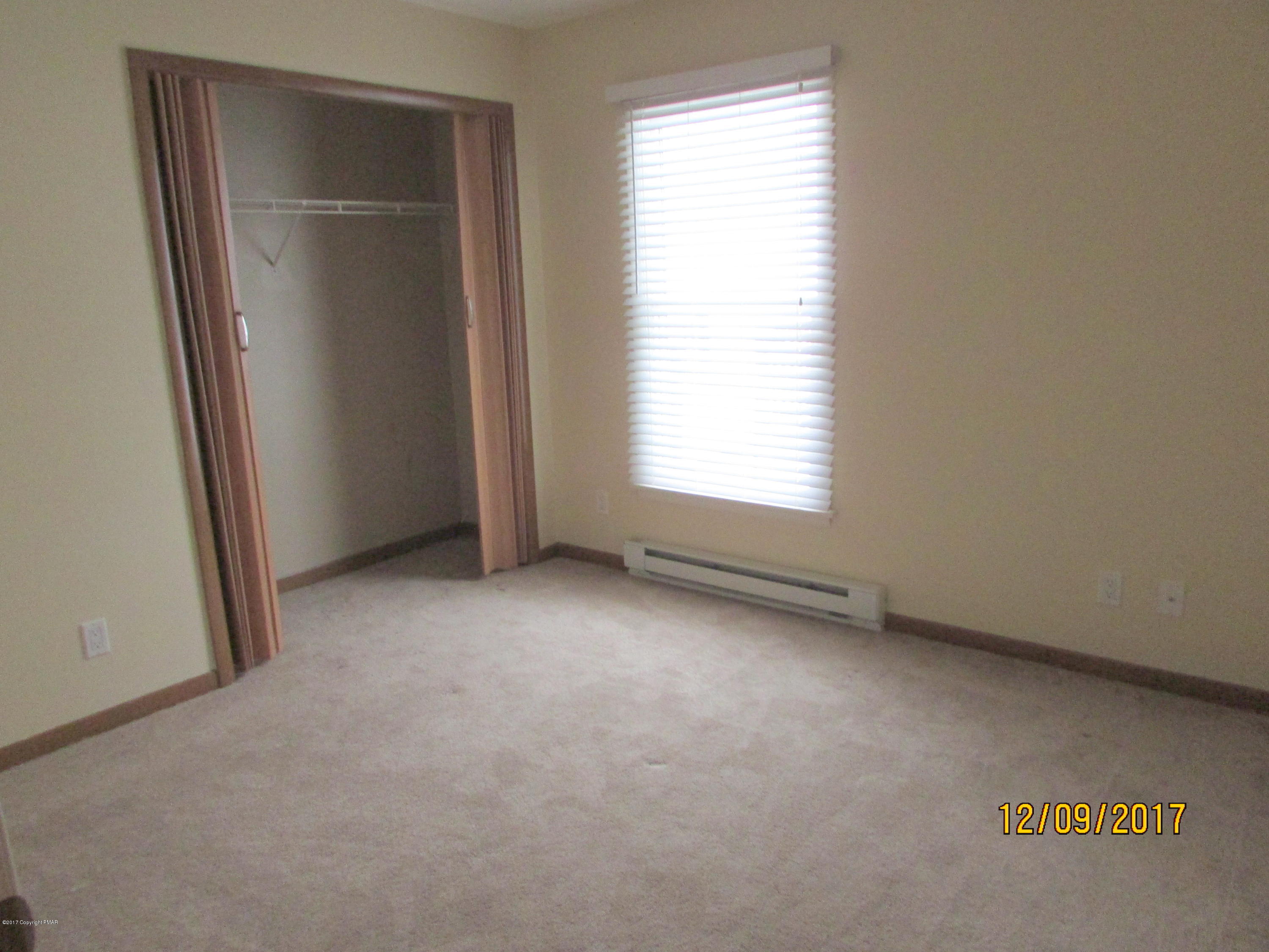 3121 Long Court Bushkill, PA 18324 - Photo 6 of 30 Bedroom 2