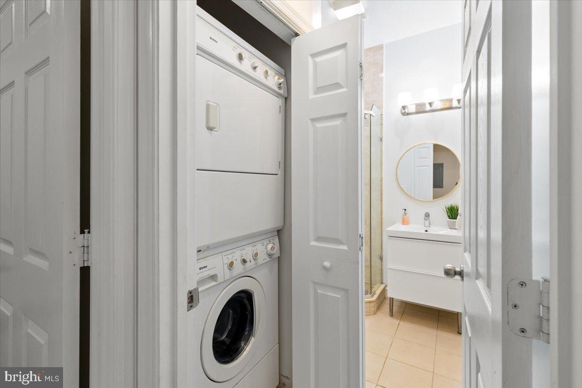 3350 17th Street Northwest, Unit T2 Washington, DC 20010 - Photo 24 of 31
