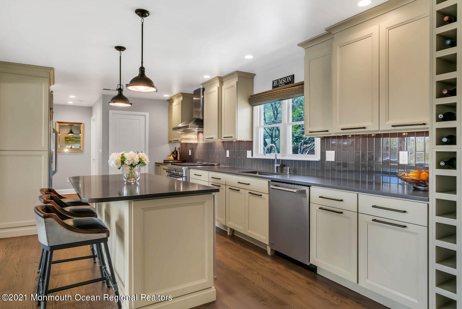 27 Ave Of Two Rivers Rumson, NJ 07760 - Photo 8 of 23 Eat-in Kitchen