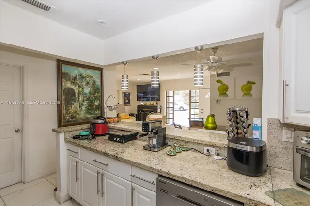 $669,000 | 943 West 64th Place, Hialeah, FL 33012