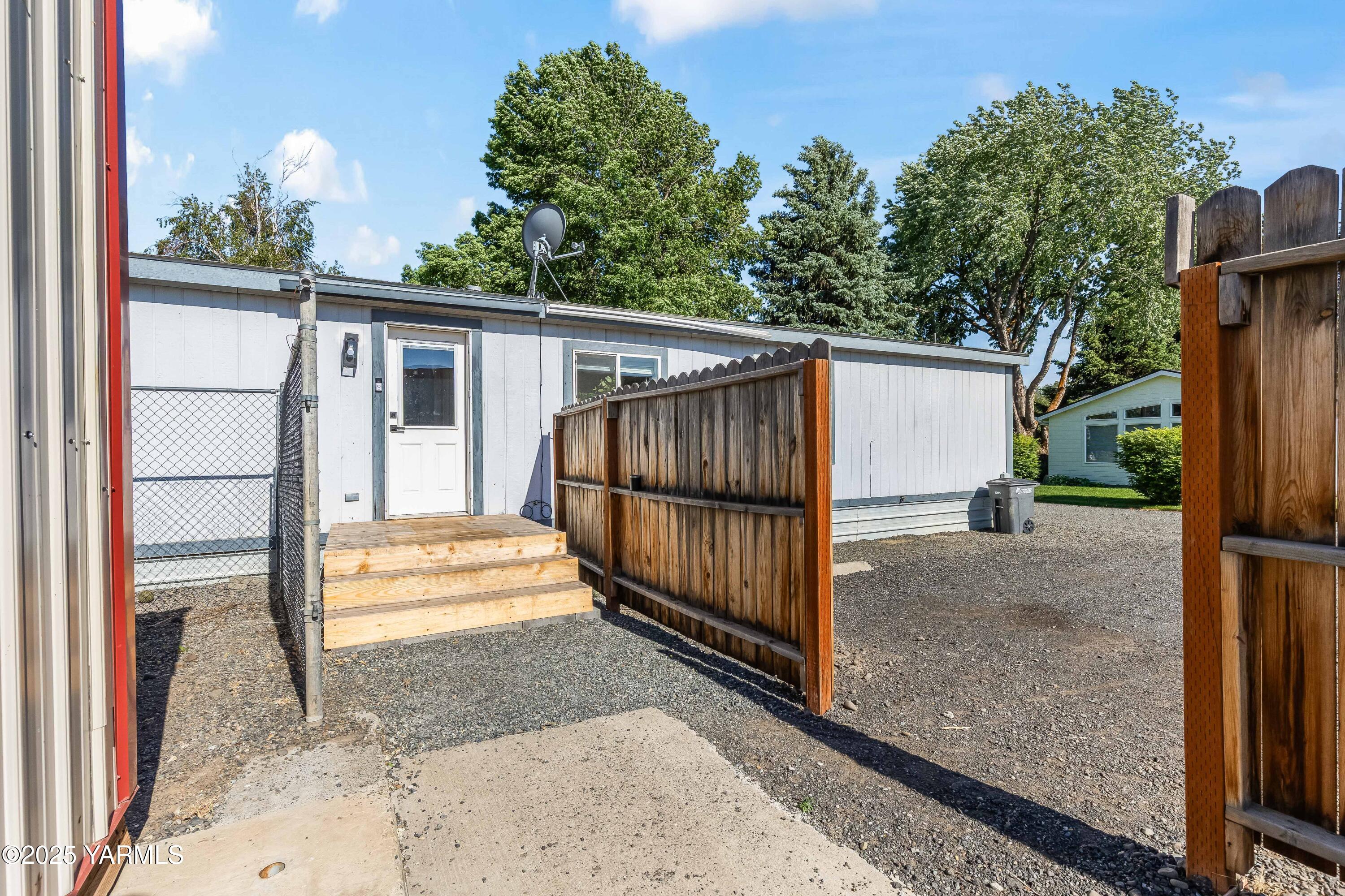 3404 Stanton Road Yakima, WA 98903 - Photo 23 of 37