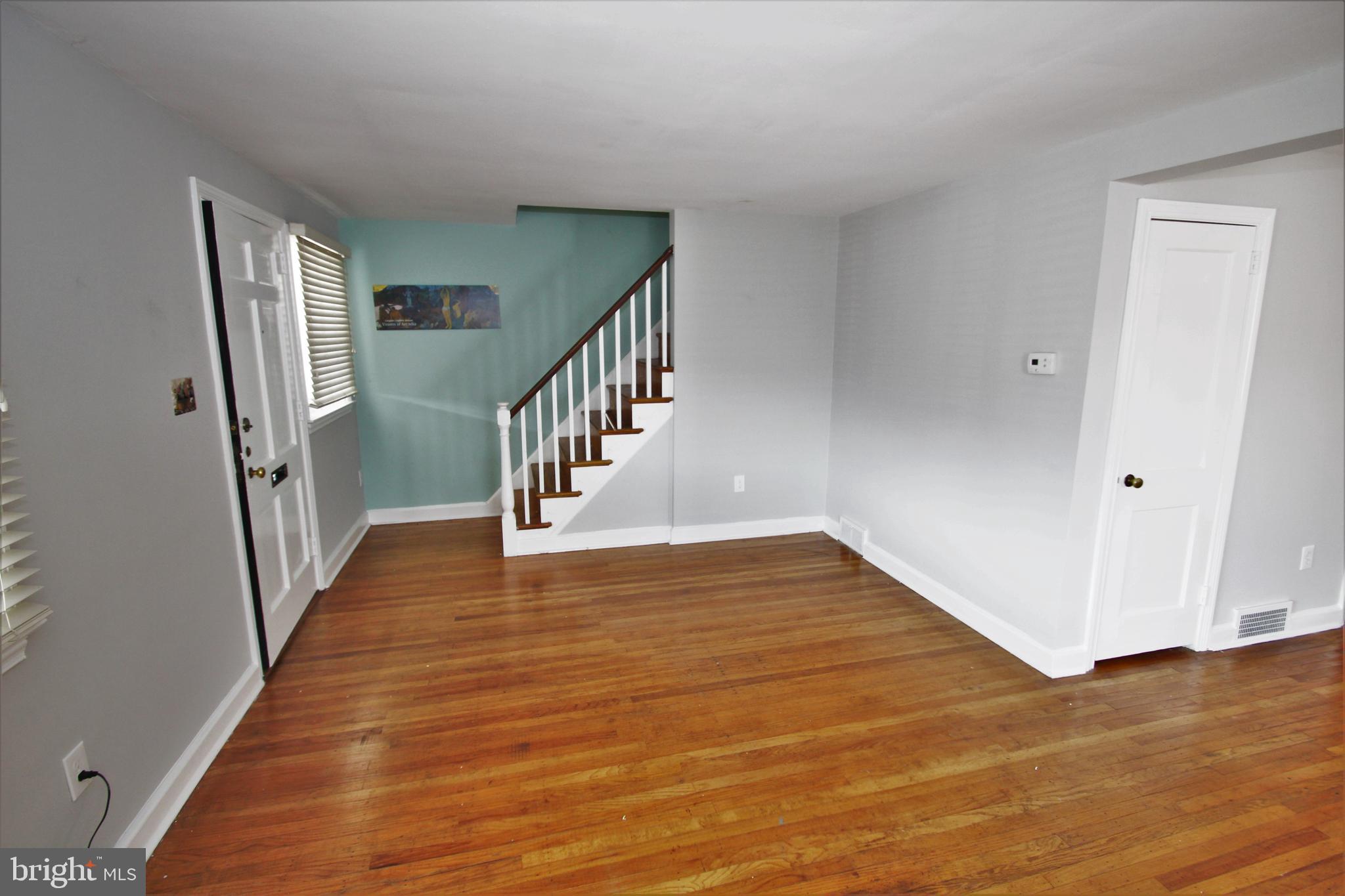 526 Ridley Avenue Folsom, PA 19033 - Photo 5 of 24 Gallery Image 5