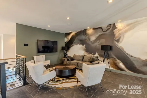 $3,400 | 3110 Doe River Way, Unit WHITBY, Matthews, NC 28105