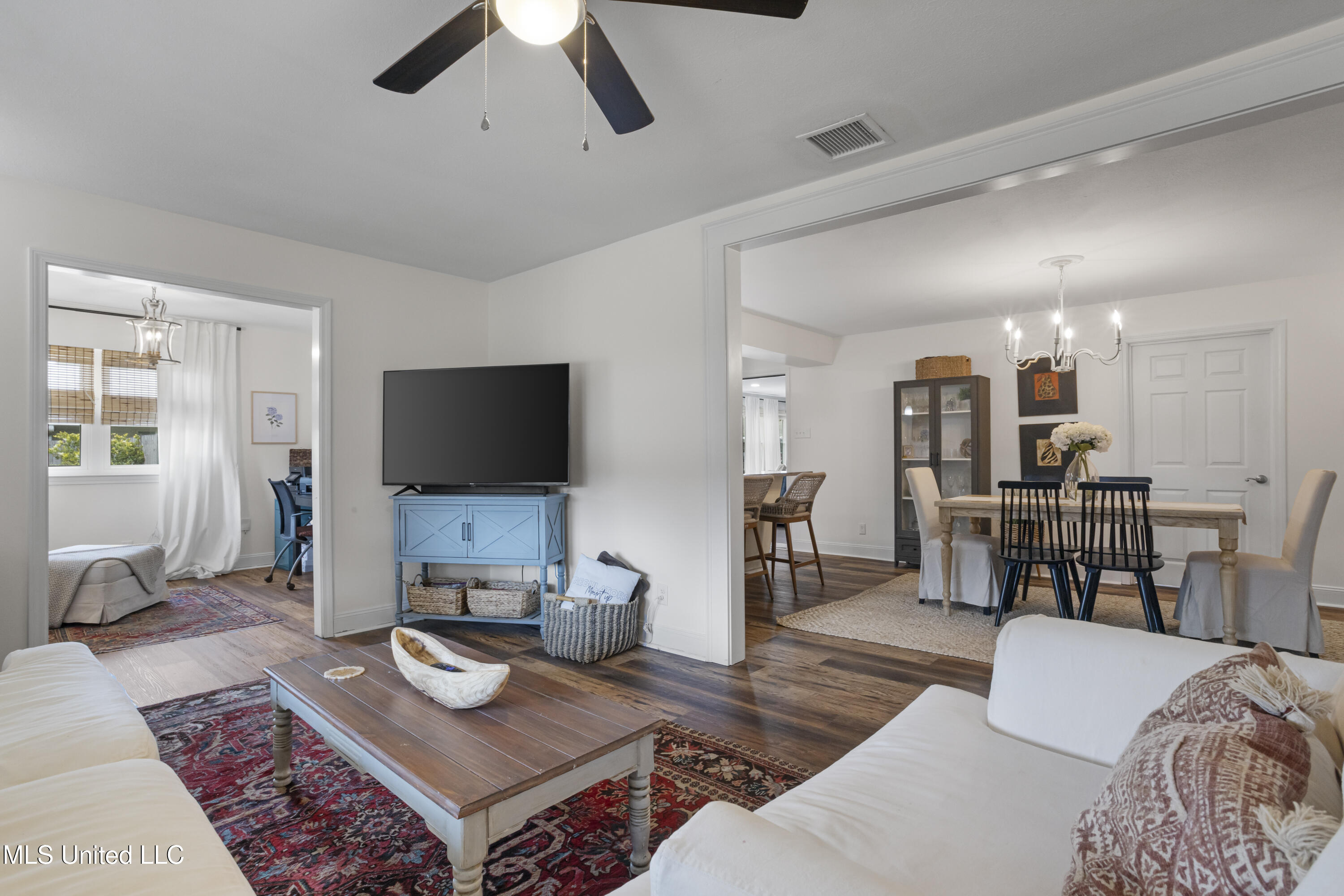 2192 Atkinson Road Biloxi, MS 39531 - Photo 11 of 40 011