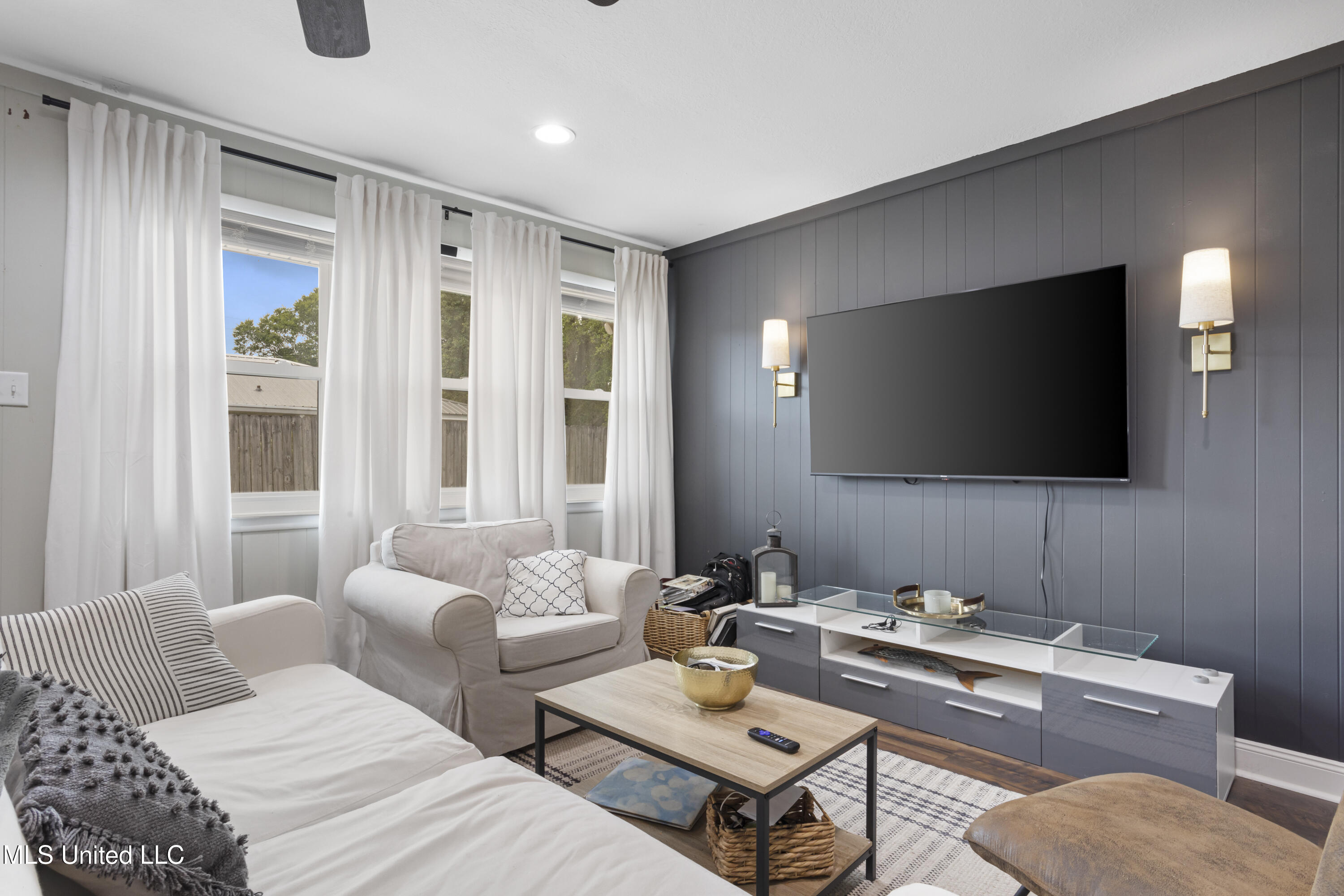 2192 Atkinson Road Biloxi, MS 39531 - Photo 14 of 40 014