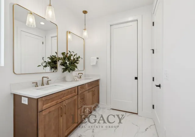 $3,600 | 1019 12th Avenue North, Unit F, Nashville, TN 37208