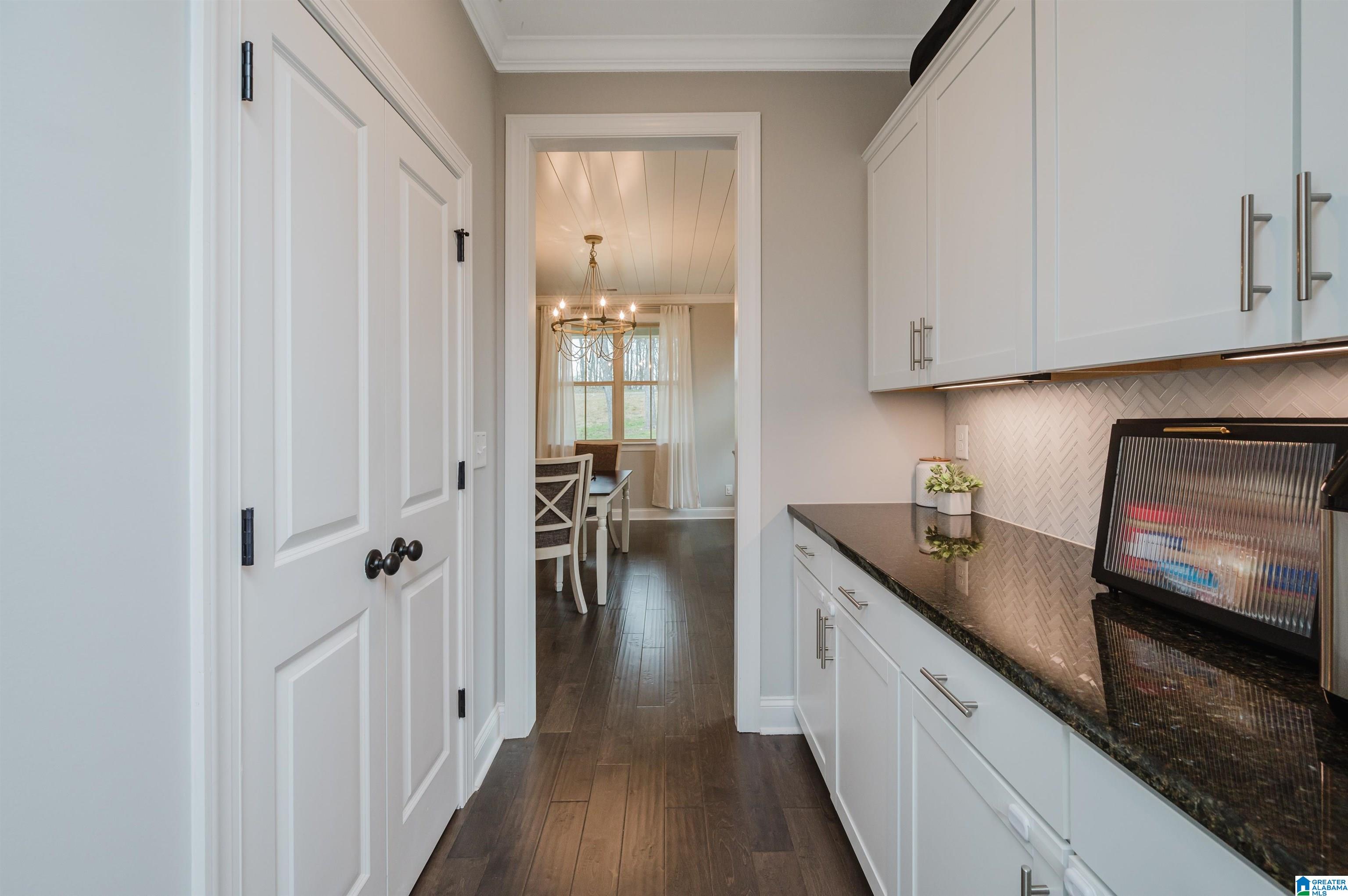 4069 South Shades Crest Road Birmingham, AL 35244 - Photo 9 of 54