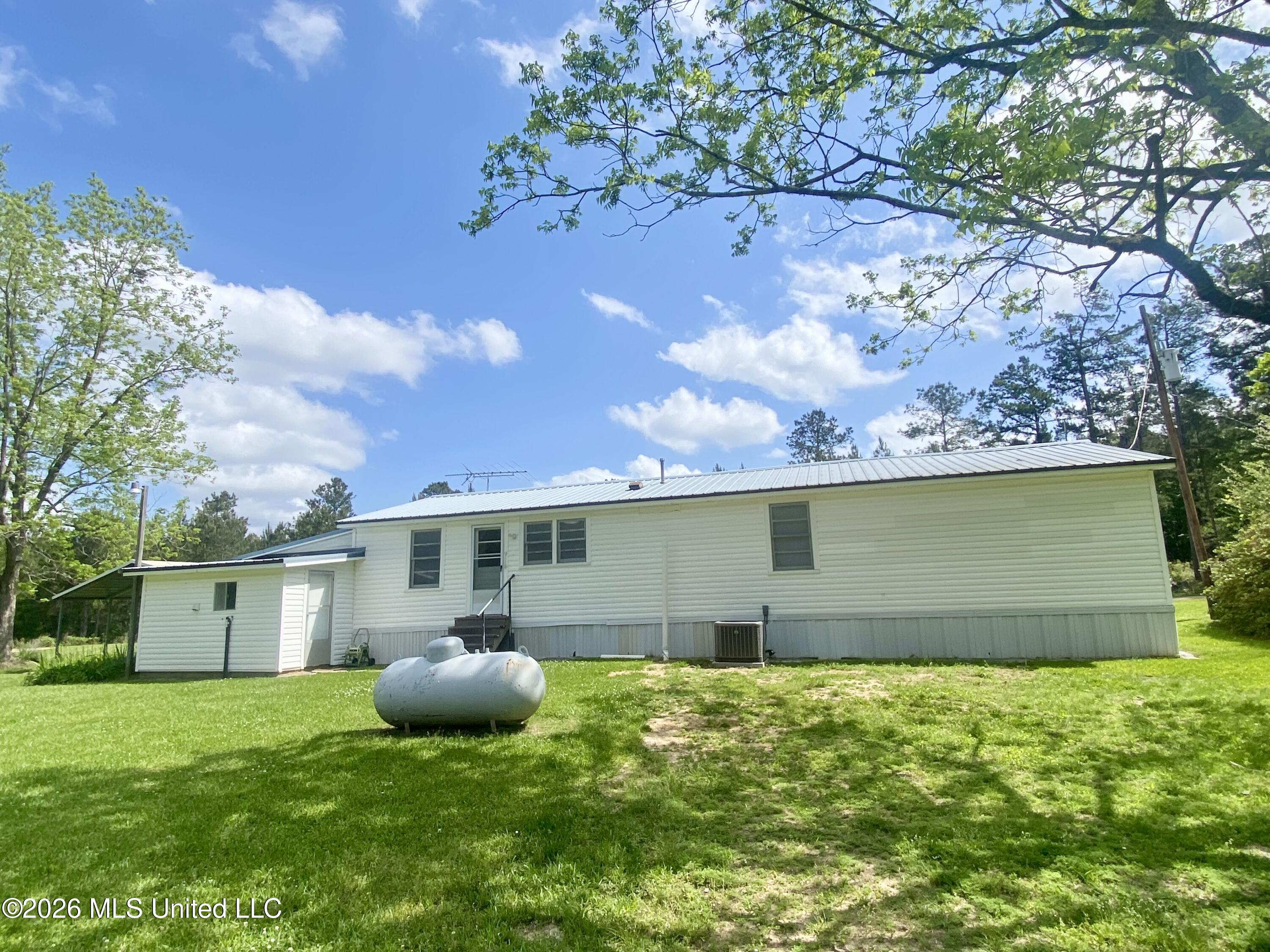 3070 Martinsville Road Wesson, MS 39191 - Photo 4 of 45 IMG_5613