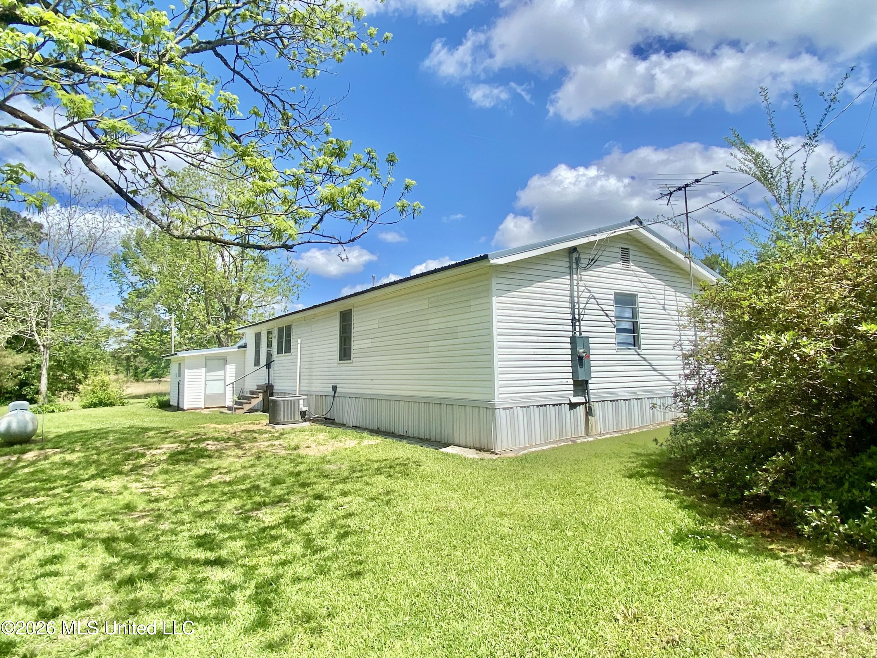 3070 Martinsville Road Wesson, MS 39191 - Photo 6 of 45 IMG_5569