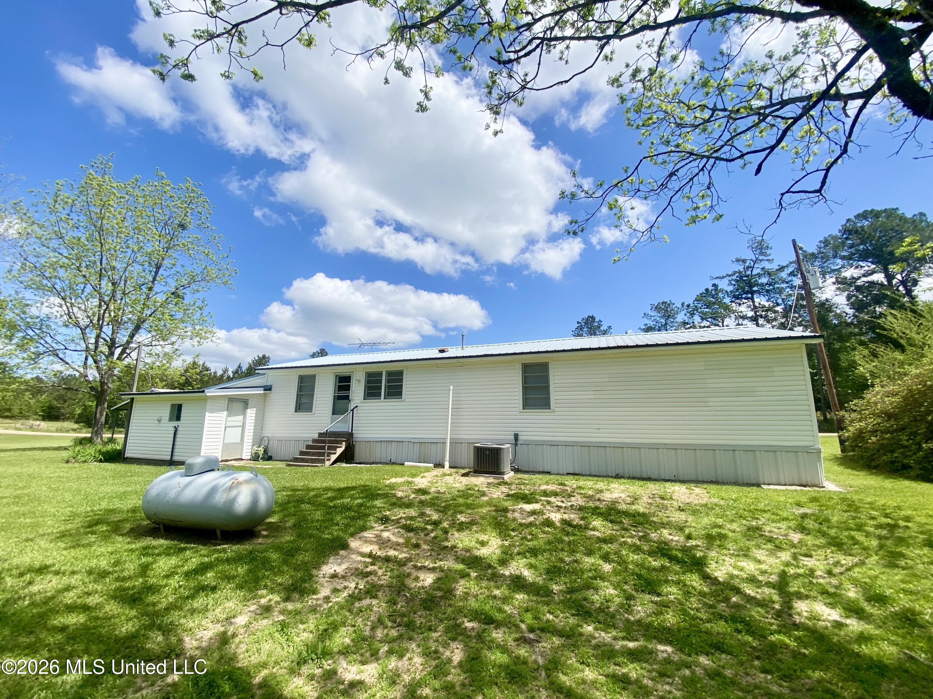 3070 Martinsville Road Wesson, MS 39191 - Photo 7 of 45 IMG_5572