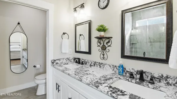 $367,000 | 64 Perry Crk Drive, Crossville, TN 38572