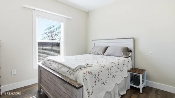 $367,000 | 64 Perry Crk Drive, Crossville, TN 38572