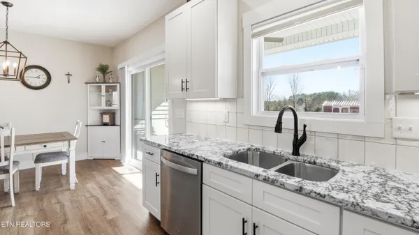 $367,000 | 64 Perry Crk Drive, Crossville, TN 38572