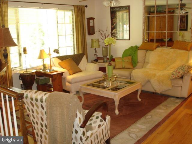 1839 Radnor Road York, PA 17402 - Photo 3 of 36