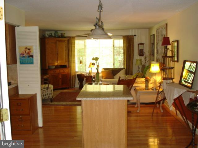 1839 Radnor Road York, PA 17402 - Photo 4 of 36