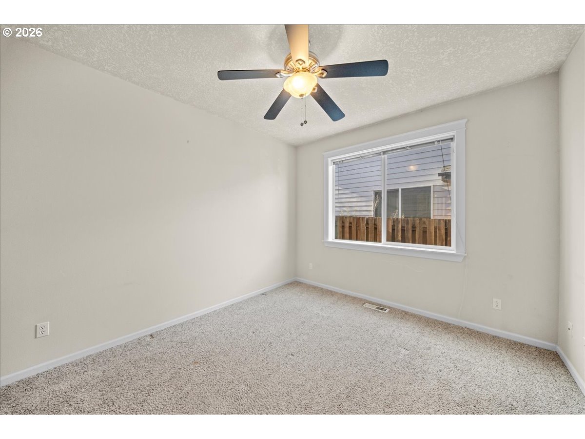 1572 Marten Avenue Southwest Albany, OR 97321 - Photo 19 of 36