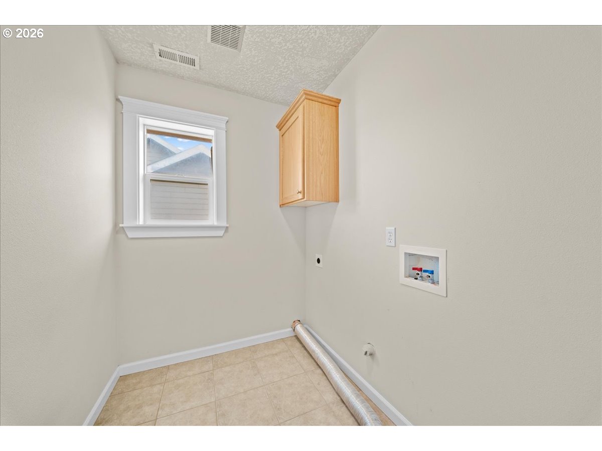 1572 Marten Avenue Southwest Albany, OR 97321 - Photo 30 of 36