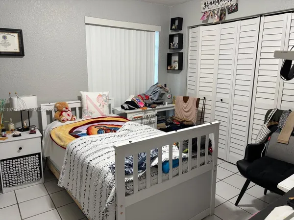 $2,000 | 10834 North Kendall Drive, Unit X1, Miami, FL 33176