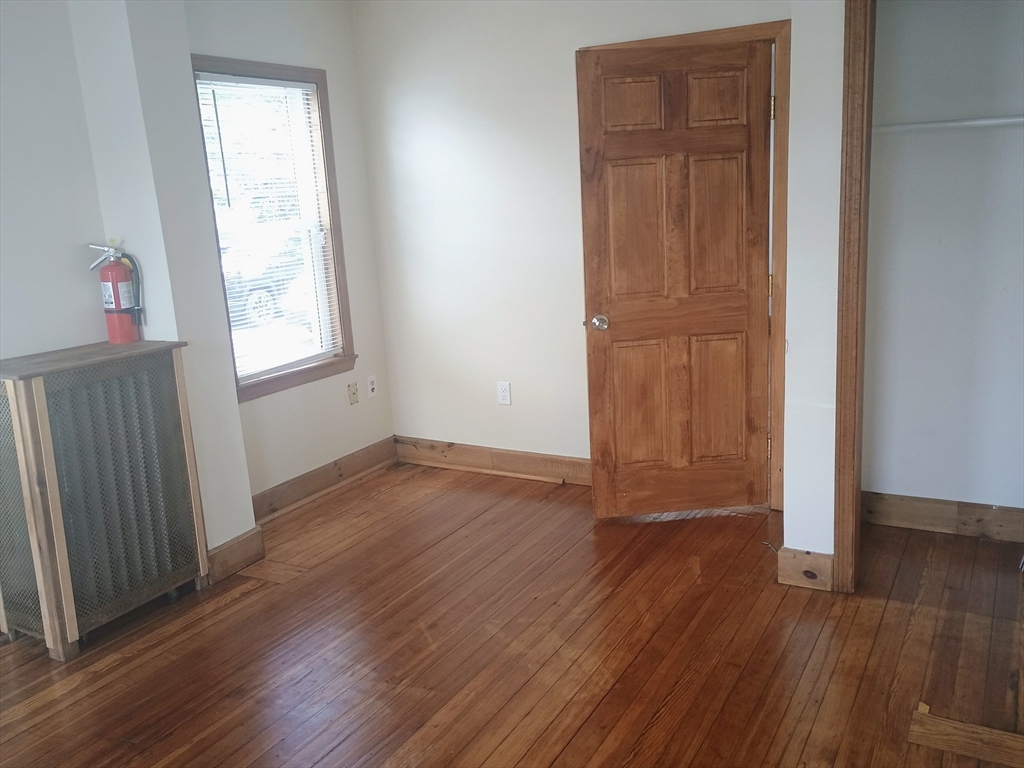 14 Randall Street, Unit 1 Taunton, MA 02780 - Photo 6 of 8