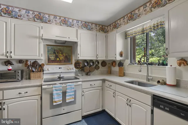 $139,900 | 228 Canal Park Drive, Unit G106, Salisbury, MD 21804