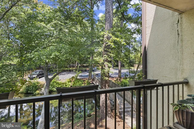 $139,900 | 228 Canal Park Drive, Unit G106, Salisbury, MD 21804