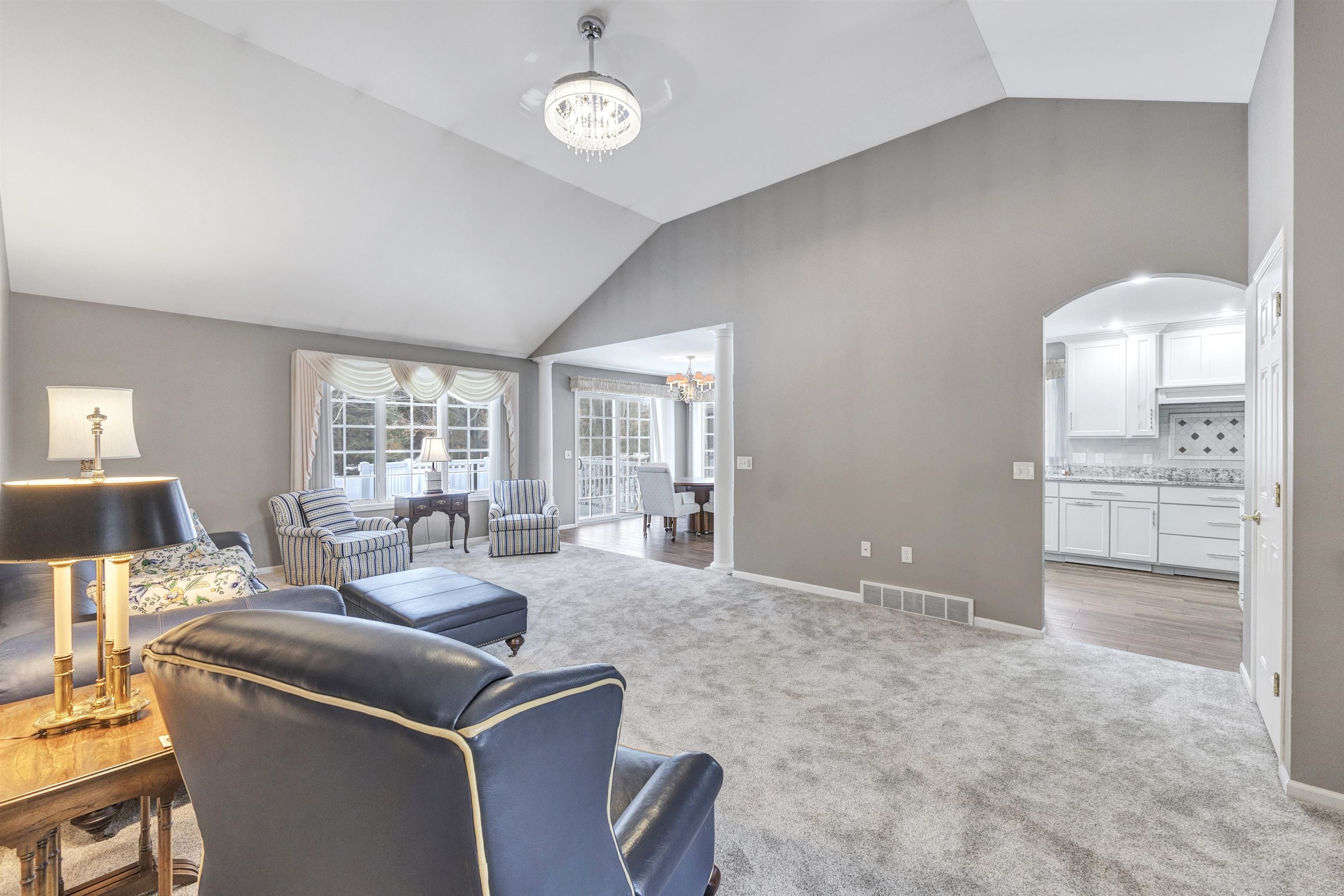 4640 Ridgeview Court Wisconsin Rapids, WI 54494 - Photo 8 of 46