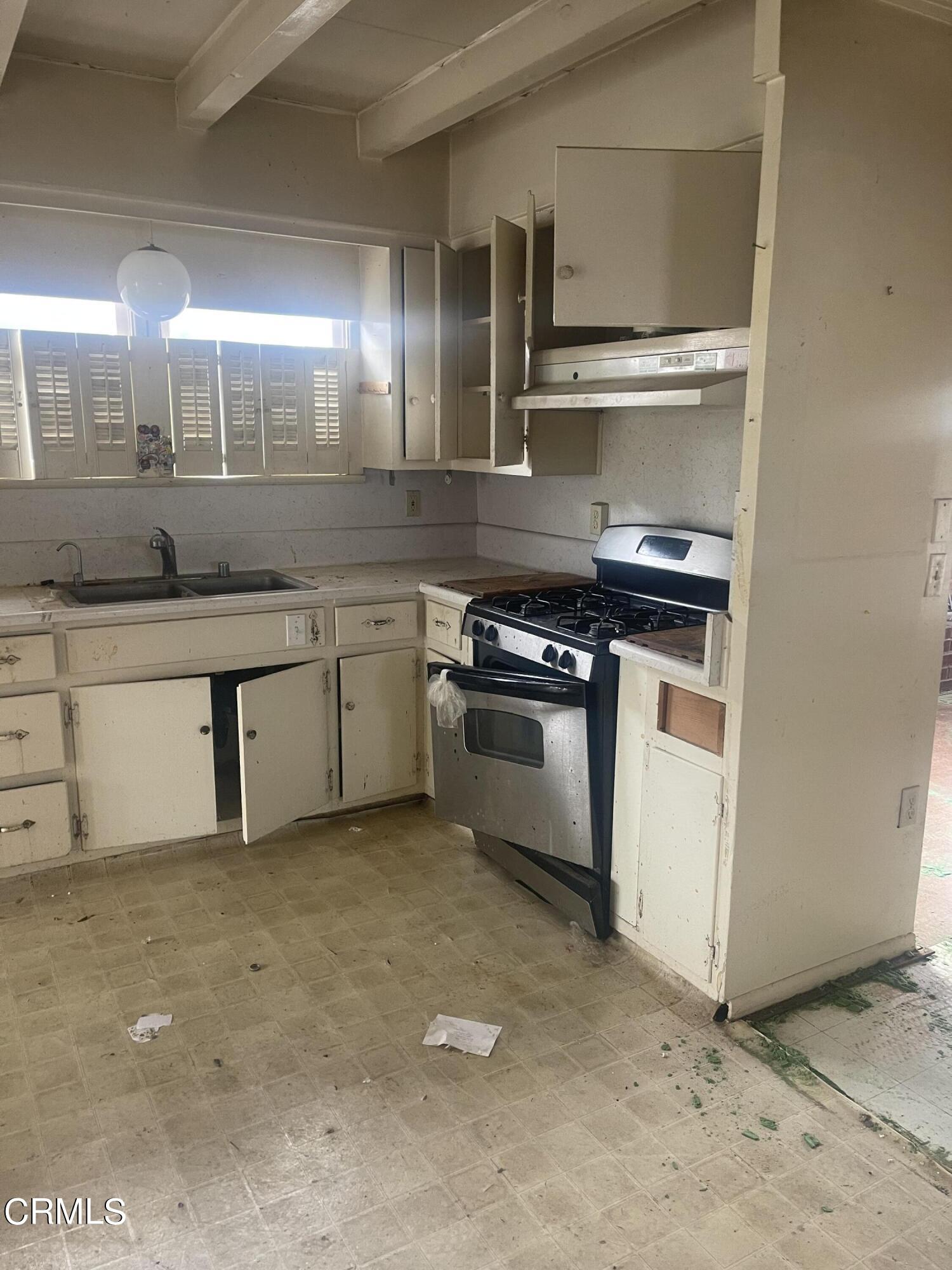 Undisclosed Address Oxnard, CA 93035 - Photo 6 of 16 IMG_7147