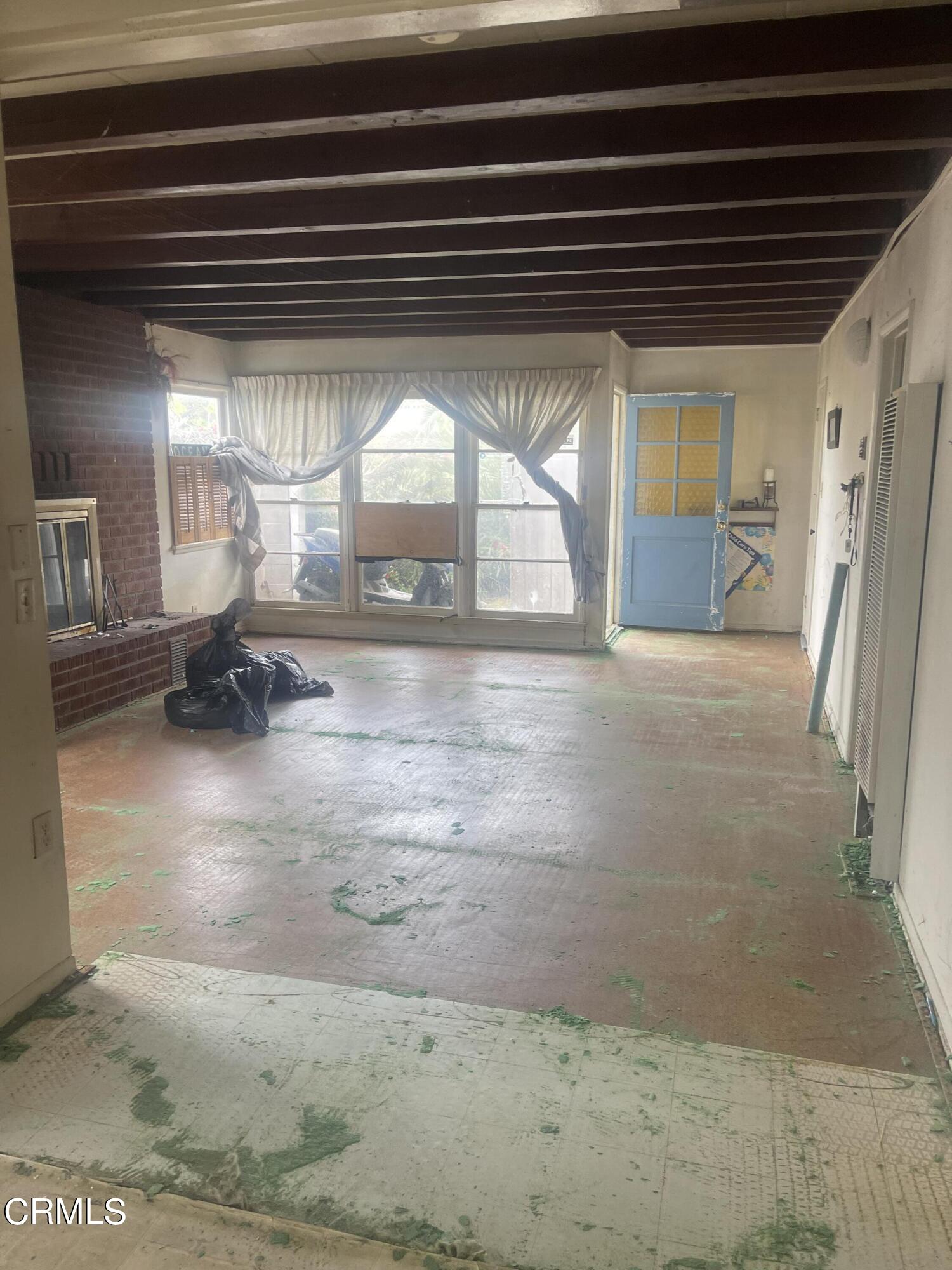 Undisclosed Address Oxnard, CA 93035 - Photo 10 of 16 IMG_7151