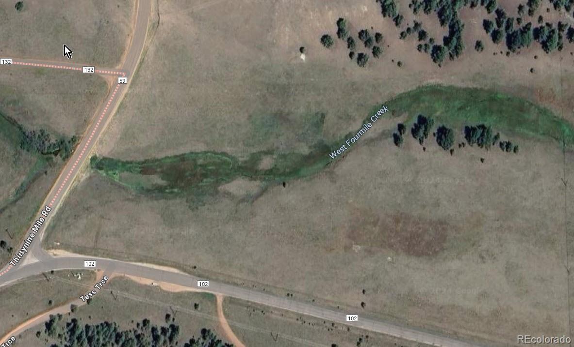 102 Co Guffey, CO 80820 - Photo 4 of 12 a bathroom with a bathtub