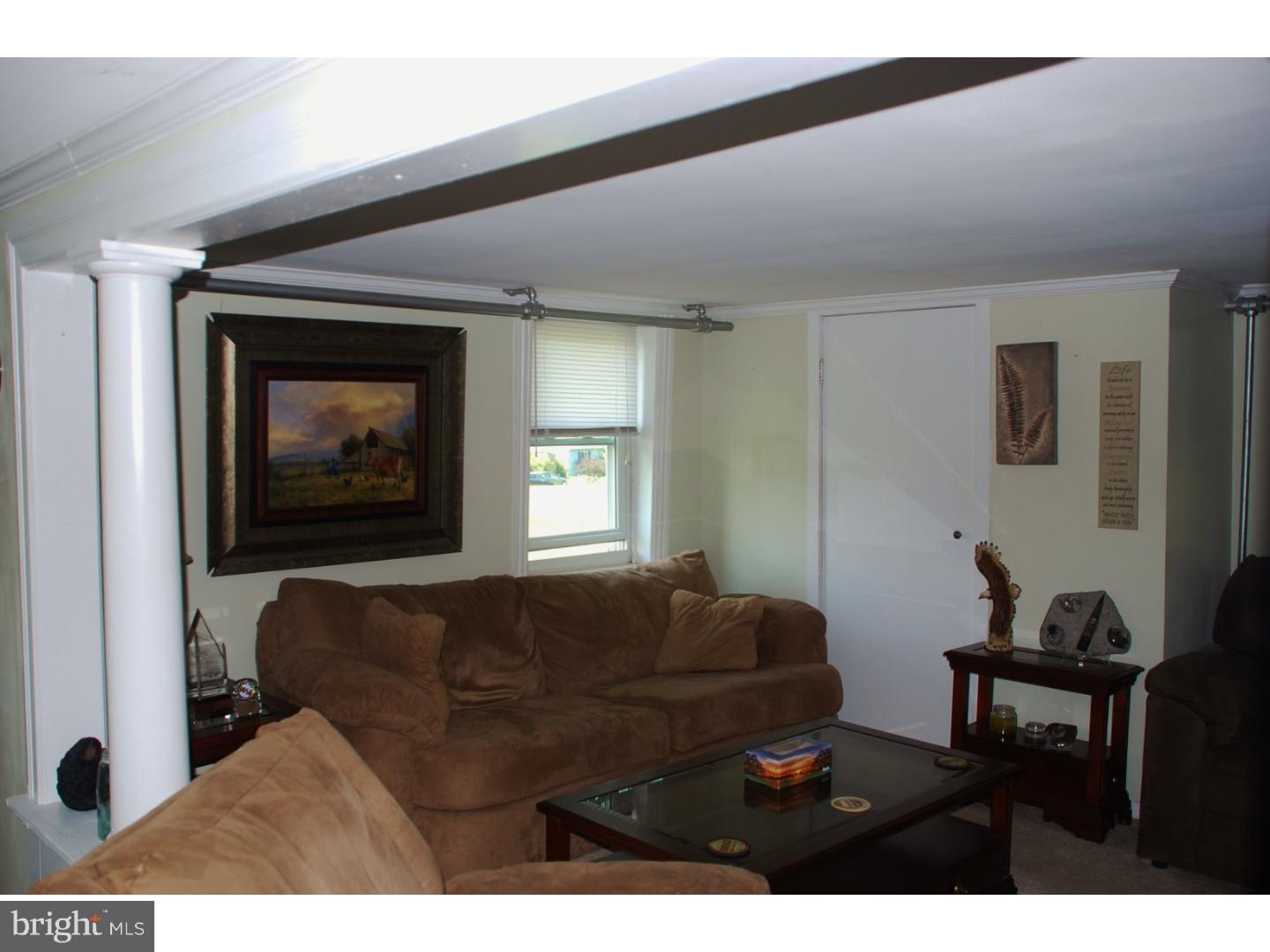 2555 Mill Road Quakertown, PA 18951 - Photo 12 of 17 Living Room