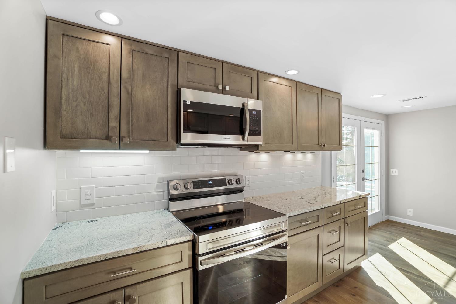5801 West Fork Road Cincinnati, OH 45247 - Photo 8 of 22 Gallery Image 8