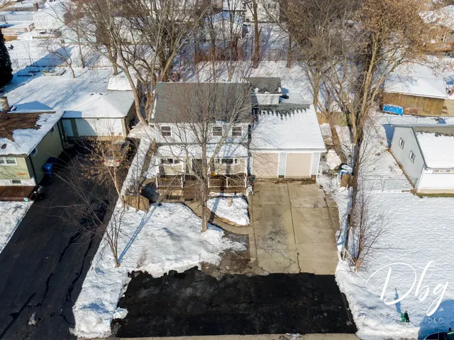 $374,900 | 25544 Blackstone Place, Lake Villa, IL 60046