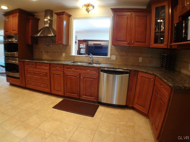 3620 Brodhead Road Bethlehem, PA 18020 - Photo 3 of 32 Gallery Image 3