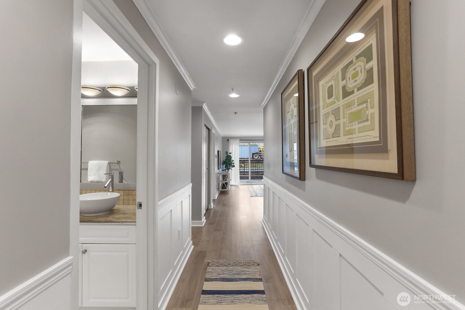 321 10th Avenue South, Unit 604 Seattle, WA 98144 - Photo 10 of 14