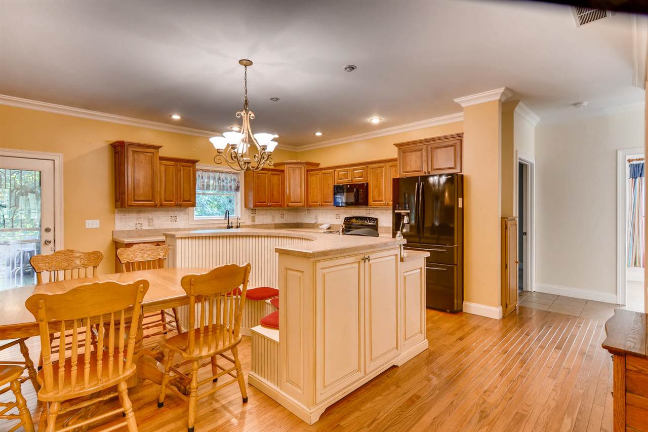 2022 Fuquay Road Newburgh, IN 47630 - Photo 5 of 22