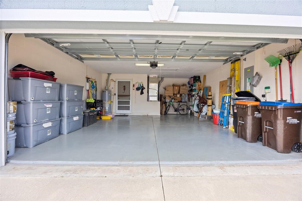 15092 Southwest 14th Avenue Road Ocala, FL 34473 - Photo 23 of 40 a view of a garage with storage